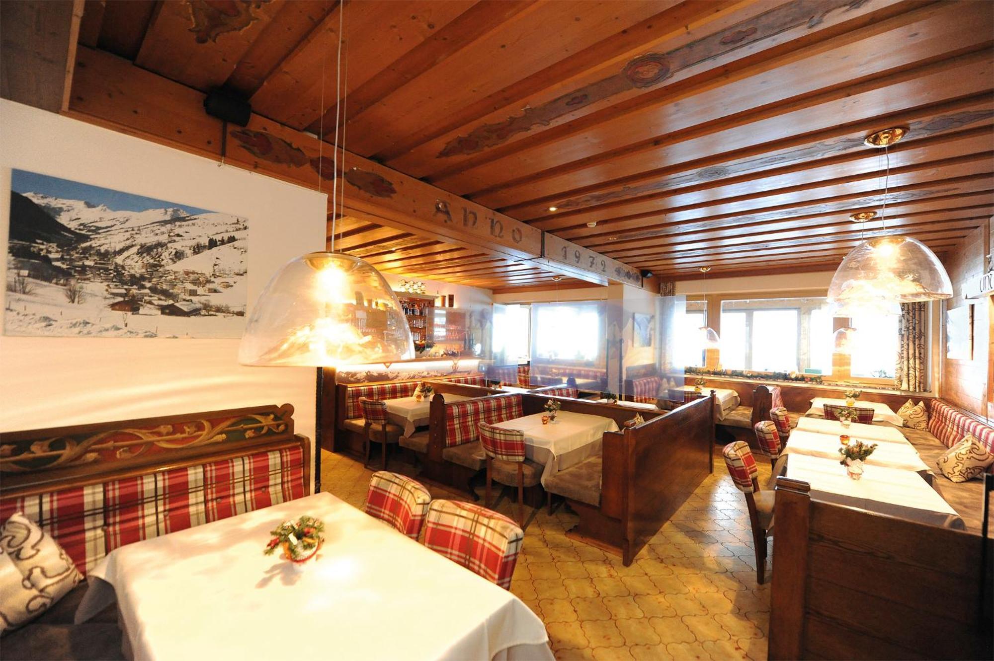 Ski In Ski Out Hotel Unterellmau Saalbach-Hinterglemm Ngoại thất bức ảnh