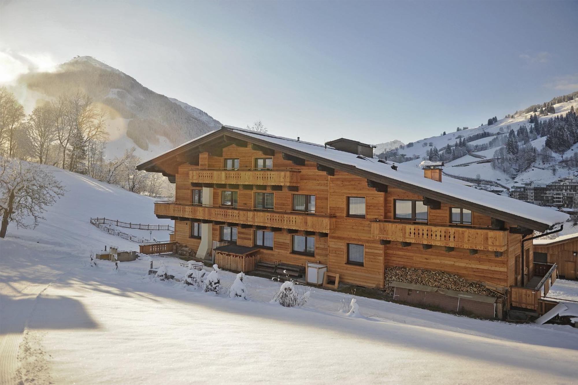 Ski In Ski Out Hotel Unterellmau Saalbach-Hinterglemm Ngoại thất bức ảnh