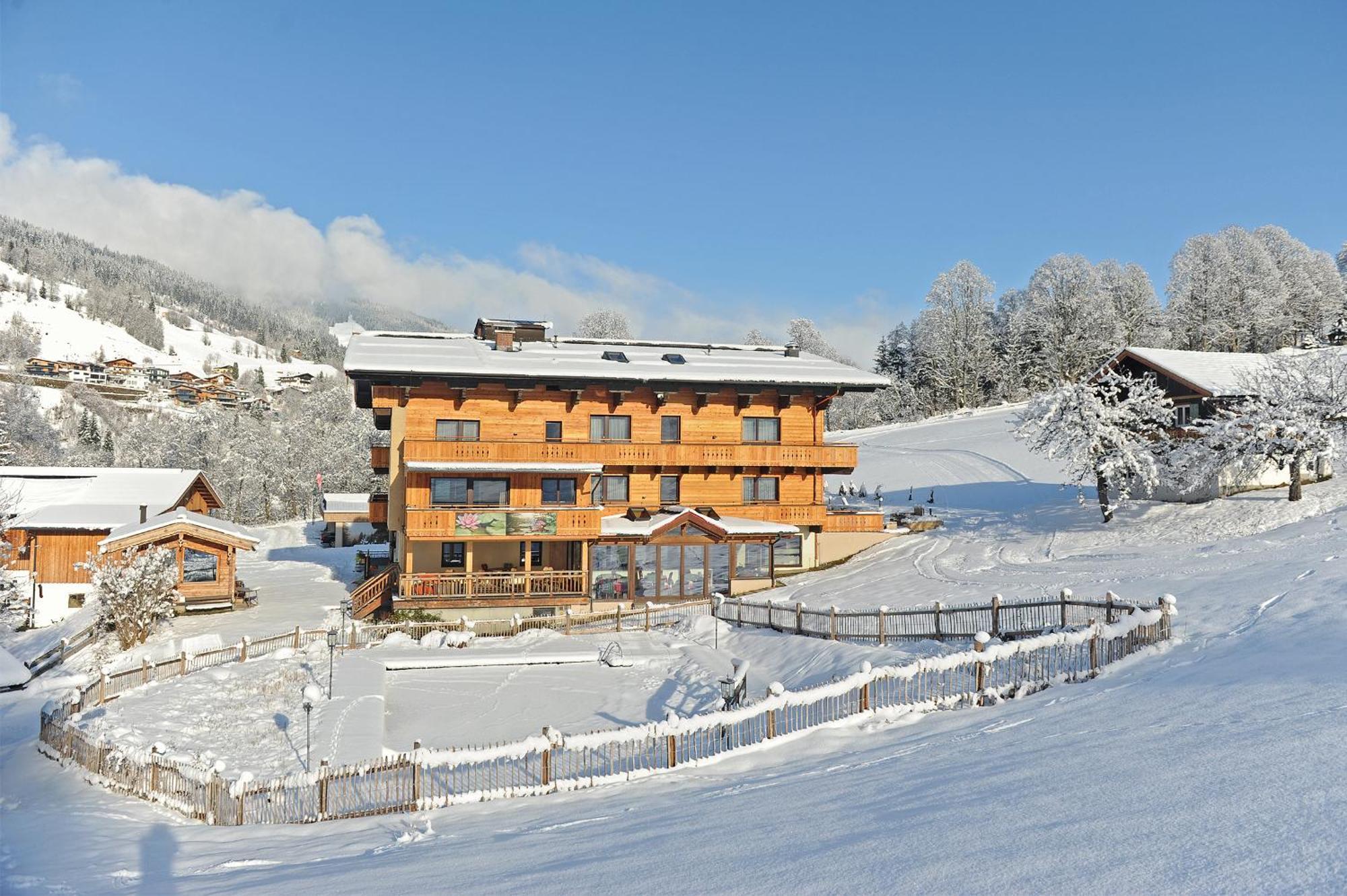 Ski In Ski Out Hotel Unterellmau Saalbach-Hinterglemm Ngoại thất bức ảnh