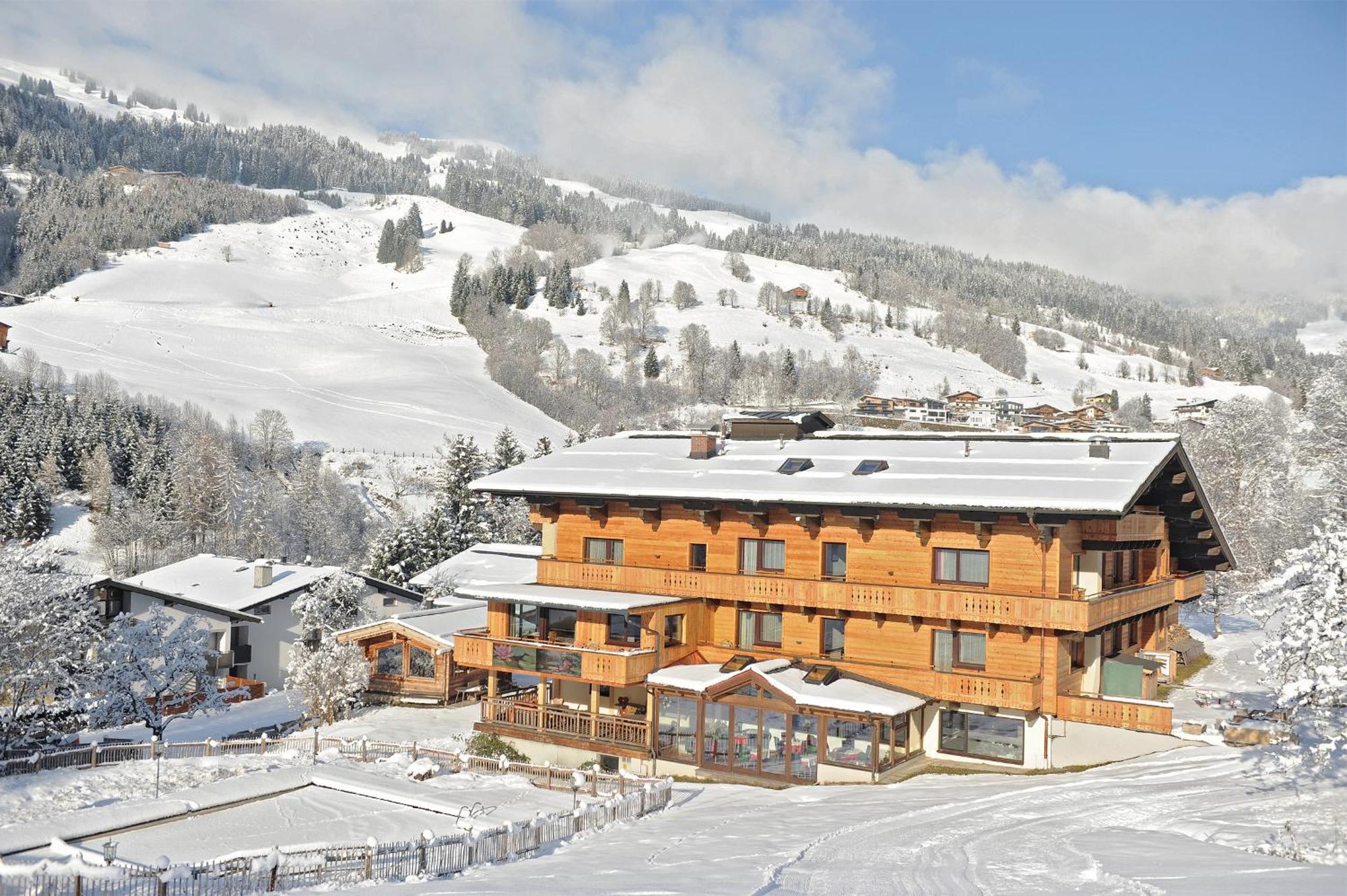 Ski In Ski Out Hotel Unterellmau Saalbach-Hinterglemm Ngoại thất bức ảnh