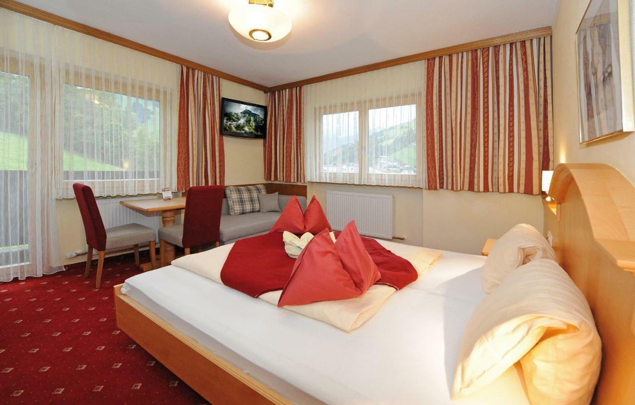 Ski In Ski Out Hotel Unterellmau Saalbach-Hinterglemm Ngoại thất bức ảnh