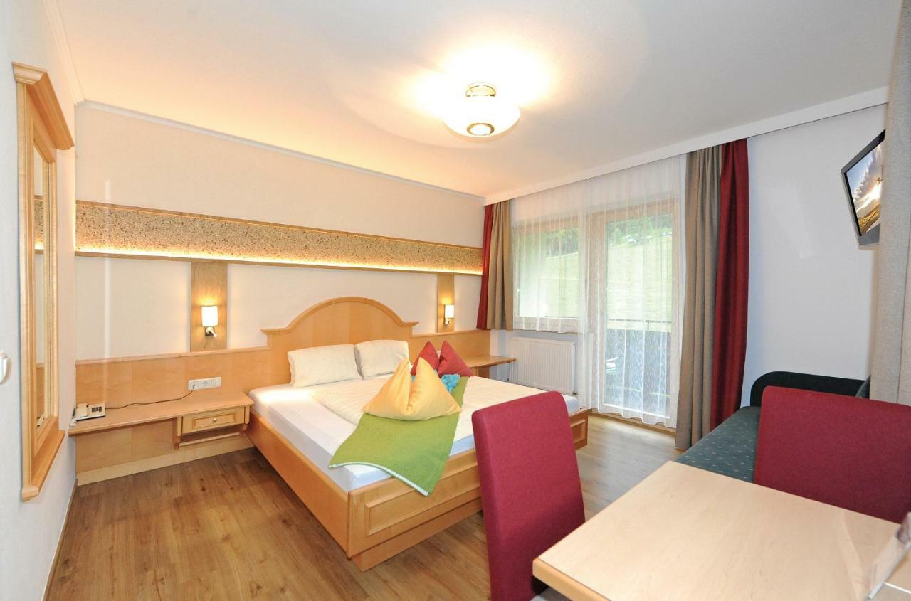 Ski In Ski Out Hotel Unterellmau Saalbach-Hinterglemm Ngoại thất bức ảnh